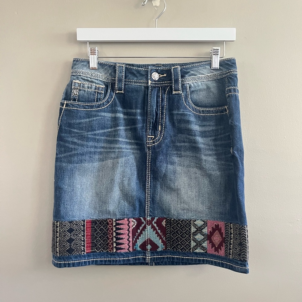 Miss‎ Me Size 28 Jean Skirt Embroidered Denim Western - Picture 2 of 8